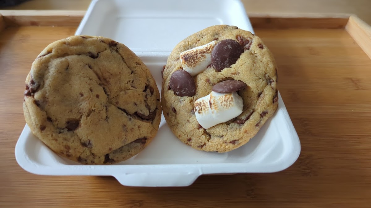 Plant Faced Coffee Shop Photos 2